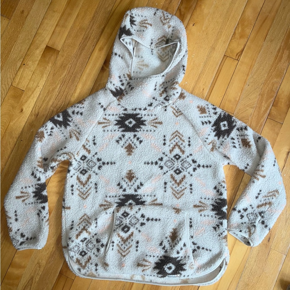 Avalanche Size L Sherpa Hoodie Brand new without tags